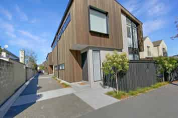 1/126 Rugby Street, Merivale