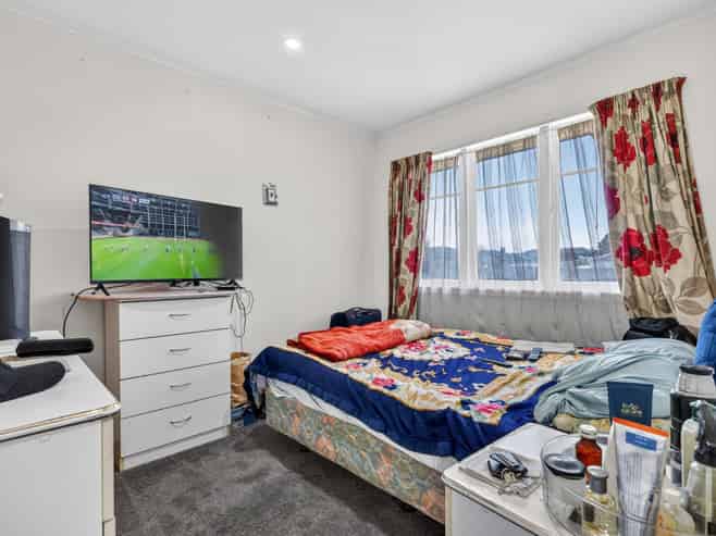 2 Michael Avenue, Dinsdale