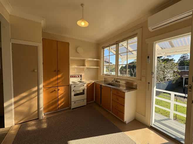 4/13 Tennyson Street, Mount Eden