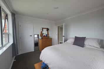 Manawatu / Whanganui - Address withheld