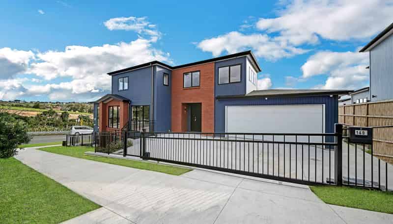 140 McQuoids Road, Flat Bush