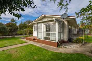 78A Whitby Road, WAKEFIELD