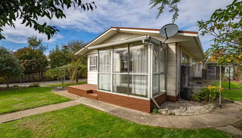 78A Whitby Road, WAKEFIELD