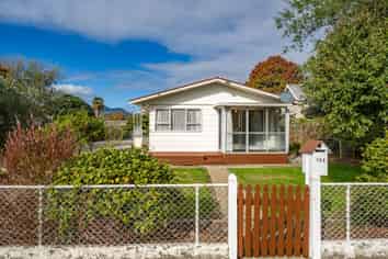 78A Whitby Road, WAKEFIELD