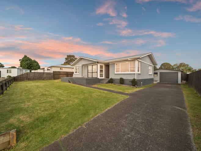 15 Bettina Place, Manurewa