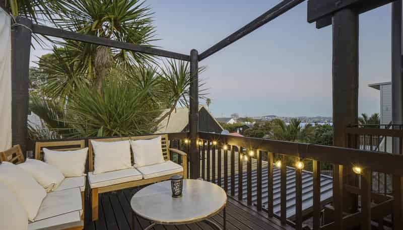 1/16 Colonial Road, Birkenhead
