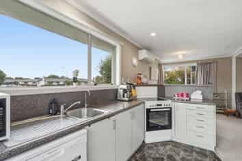 22 Orwell Crescent, NEWFIELD