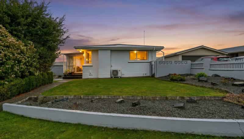 22 Orwell Crescent, NEWFIELD