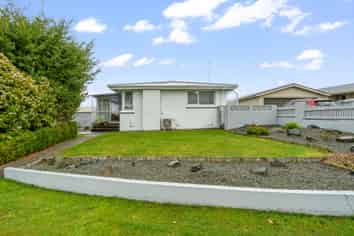 22 Orwell Crescent, NEWFIELD