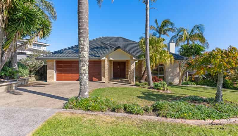 38 Kuripaka Crescent, The Gardens