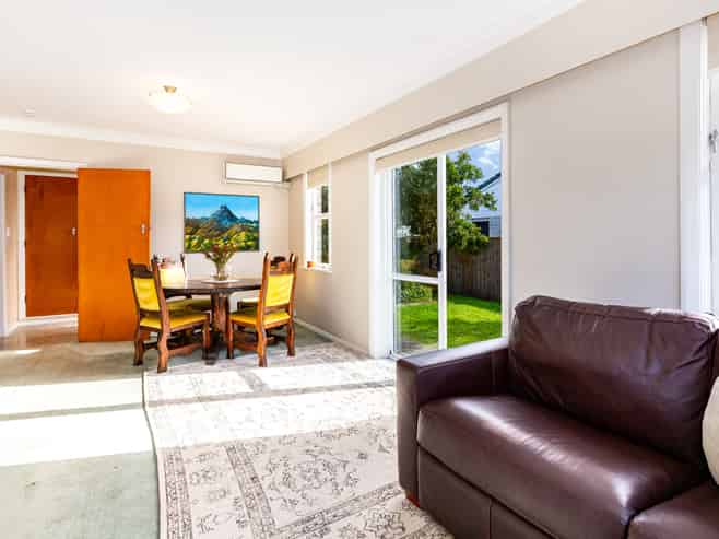 11 Anthony Grove, Paraparaumu Beach