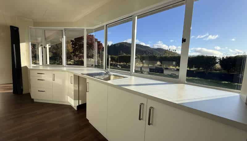 17 Para Railway Rd RD3, Picton