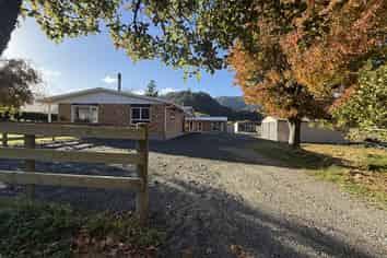 17 Para Railway Rd RD3, Picton