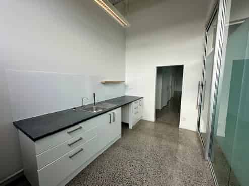 Creative Kingsland workspace
