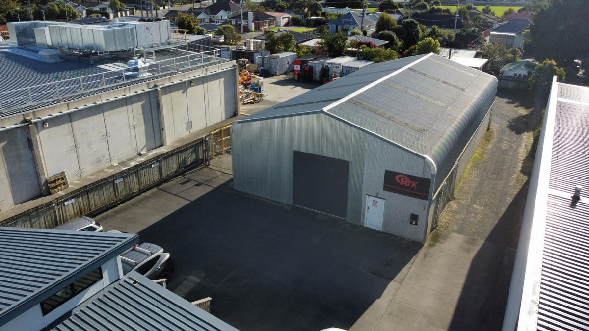 Workshop on Otaki Main Strip - Widok 5