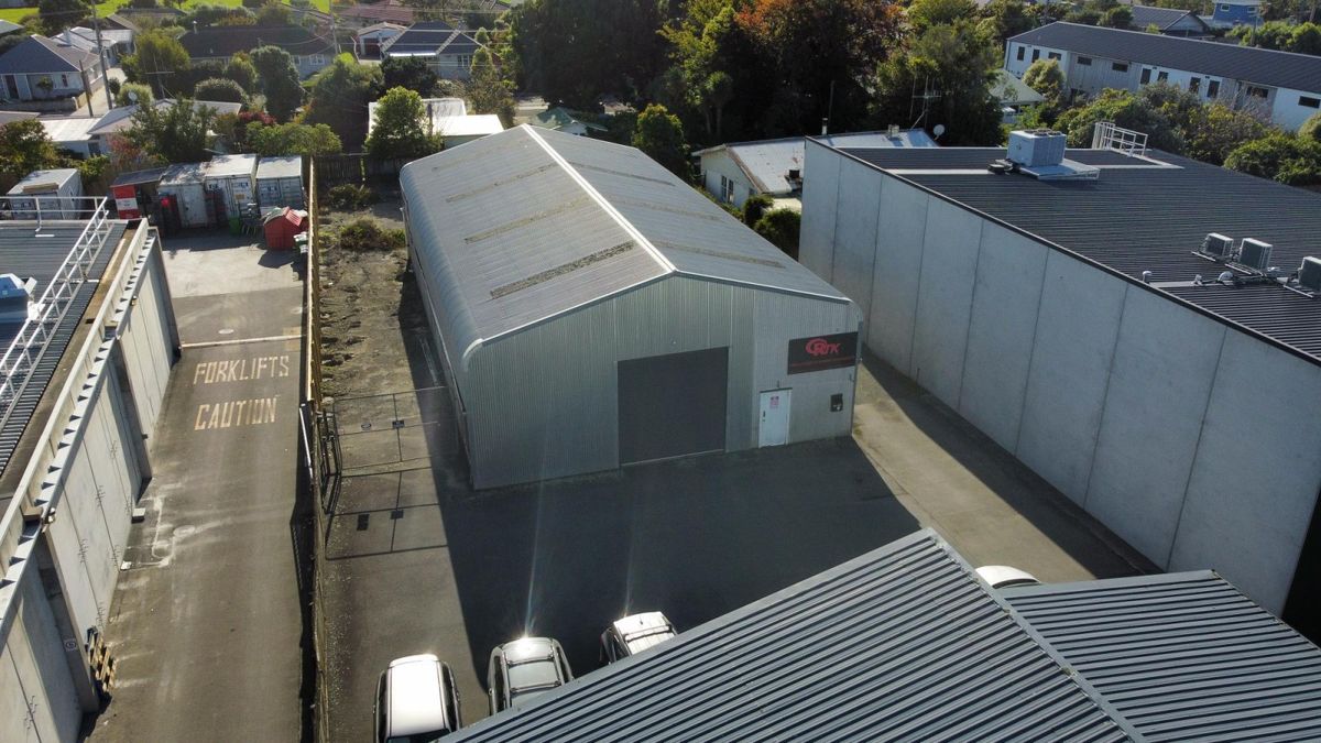 Workshop on Otaki Main Strip - Widok 6