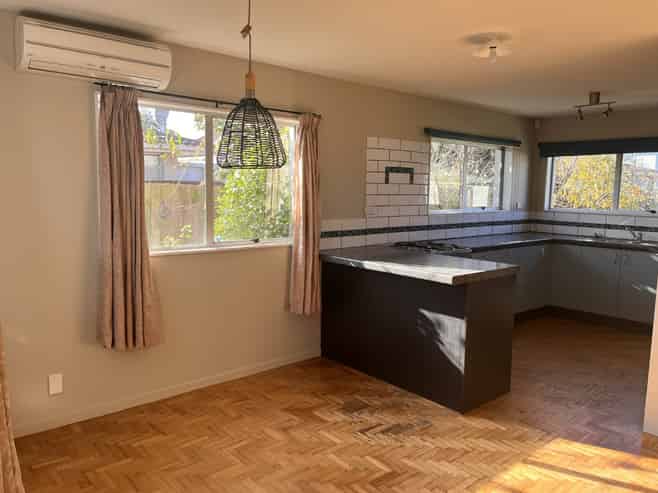 48 Nursery Road, Phillipstown