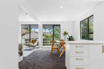 3/55 Holliss Avenue - Upstairs, Cashmere