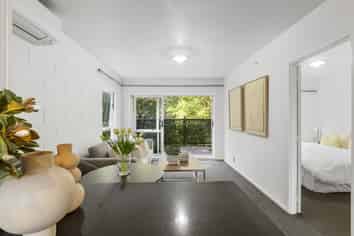 4/8 Edenvale Park Road, Mount Eden