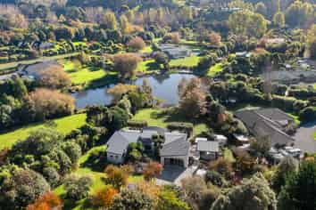 51 Mahaki Road, Paraparaumu