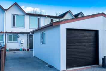 9K Clearwater Cove, West Harbour