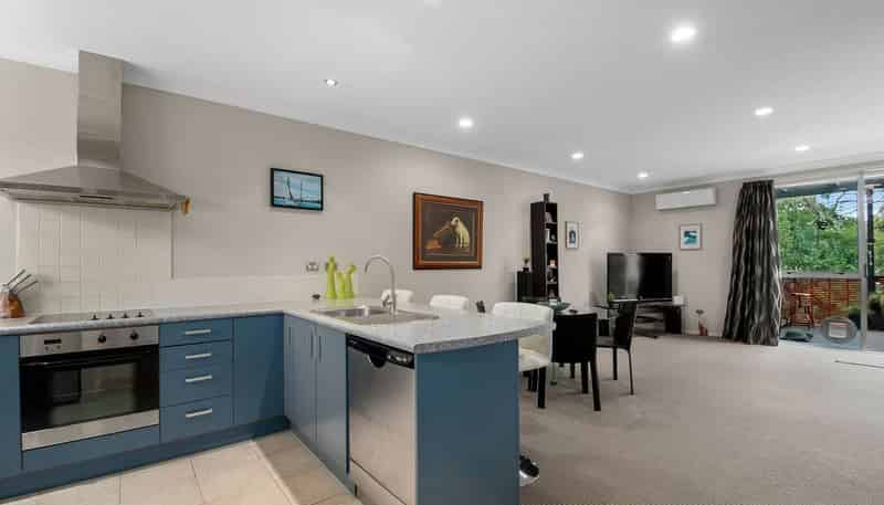 9K Clearwater Cove, West Harbour