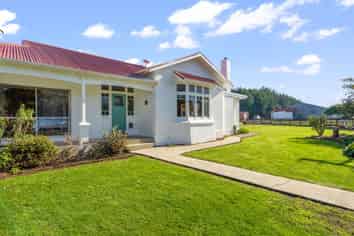 49 Roslyn Road, ROSLYN BUSH