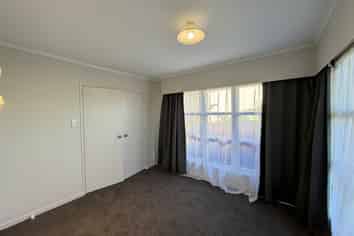 2/342 Waihi Road, Judea