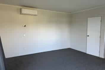 2/342 Waihi Road, Judea