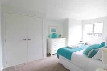 60 Beach Road, Castor Bay