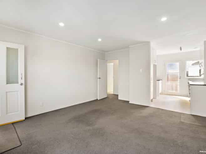 2/23 Tawa Road, Onehunga
