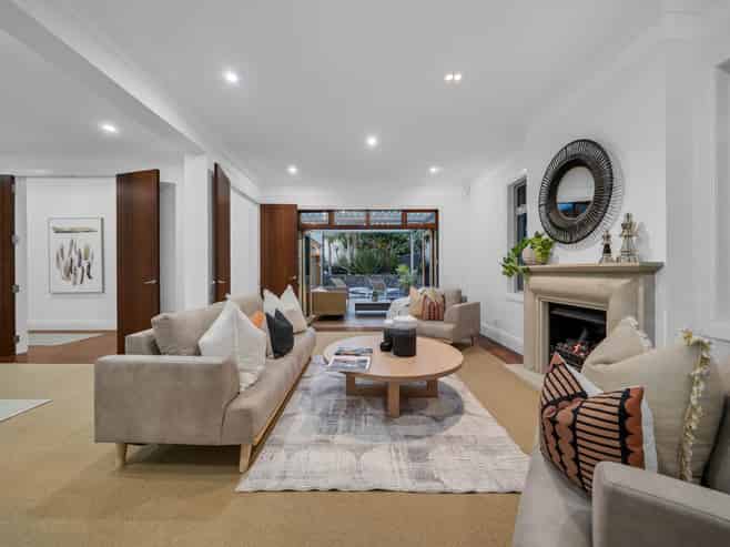 16A Kenny Road, Remuera