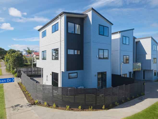 73,75/79 Cnr Terry Street and McFadzean Drive, Blockhouse Bay
