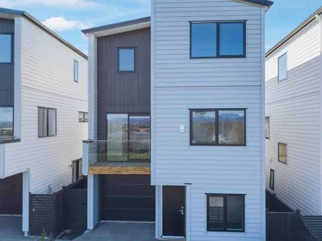 73,75/79 Cnr Terry Street and McFadzean Drive, Blockhouse Bay
