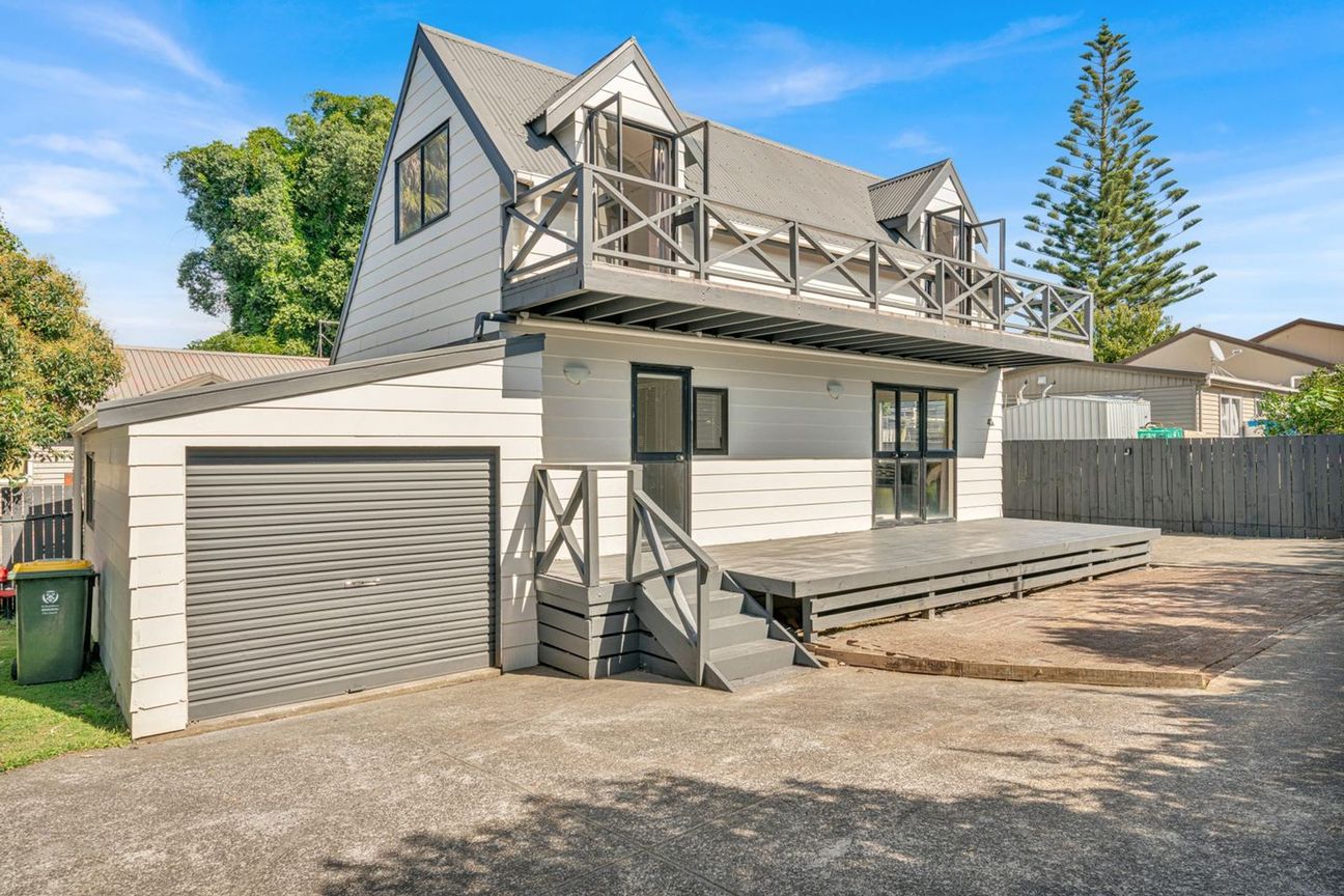 Beautifully Renovated 3-Bedroom Gem - Widok 2