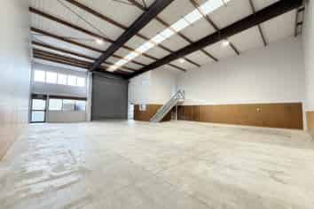 Flexible Manukau Industrial Units | 222m2
