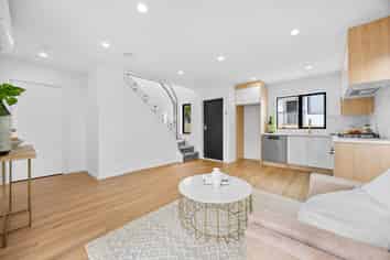 25A Rosamund Avenue, New Windsor