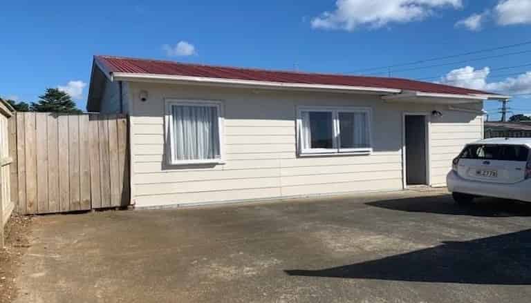 a/3  Whitley Crescent, Otara