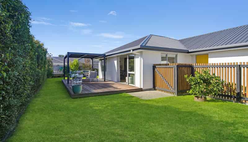 9 Camberley Road, Richmond