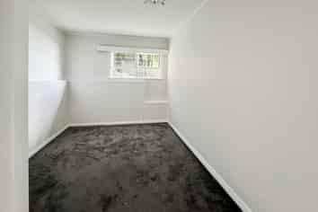 6B Matai Terrace, Eastbourne