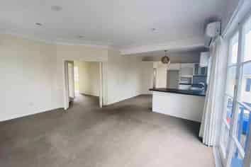 172 White Swan Road, Lynfield