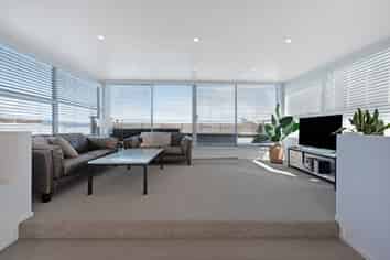 4/220 Jackson Street, Petone