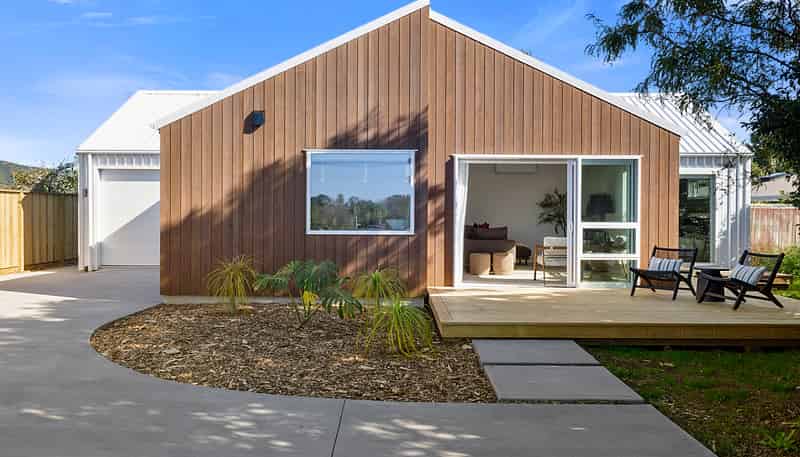 52 Wairau Road, Oakura