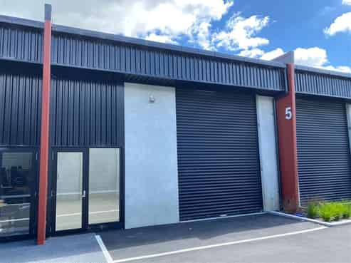 Ideal Modern Little Shed