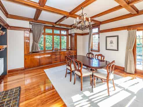 12 Brassey Road, Saint Johns Hill