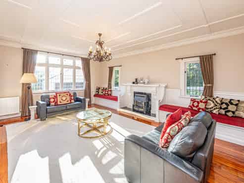 12 Brassey Road, Saint Johns Hill