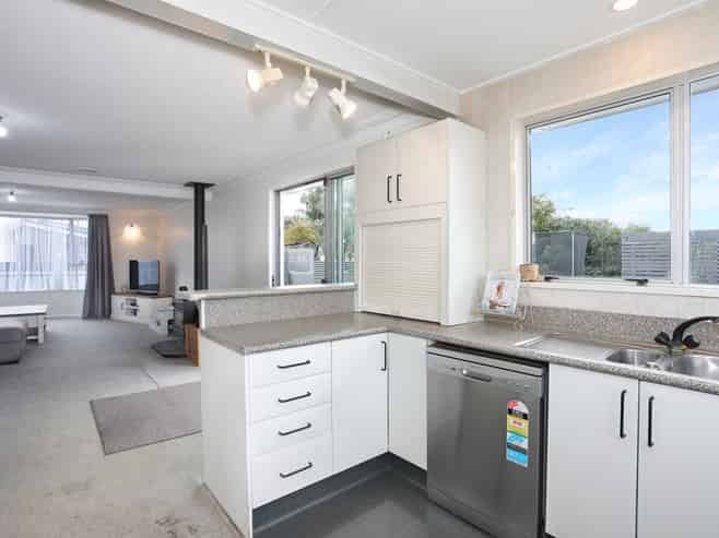 12 Pryde Place, Feilding