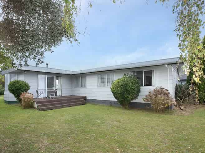 12 Pryde Place, Feilding