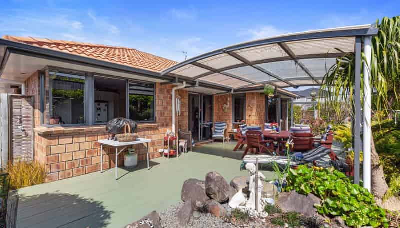 5 Kirtle Close, Pyes Pa