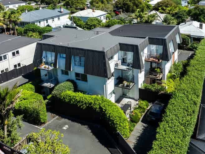 3/24A Hamilton Road, Herne Bay